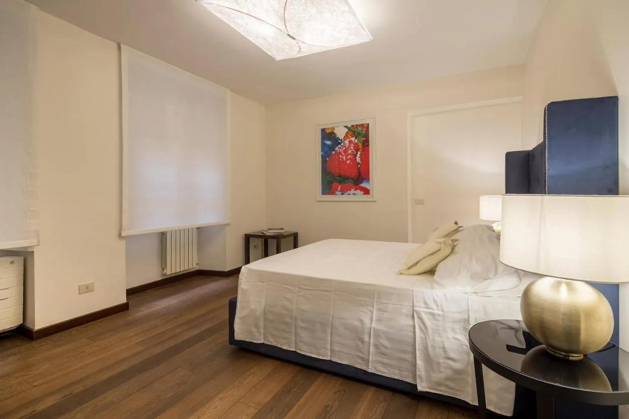 Holiday home Palazzo Berardi: Renaissance Downtown Luxury Villa Rome Italy