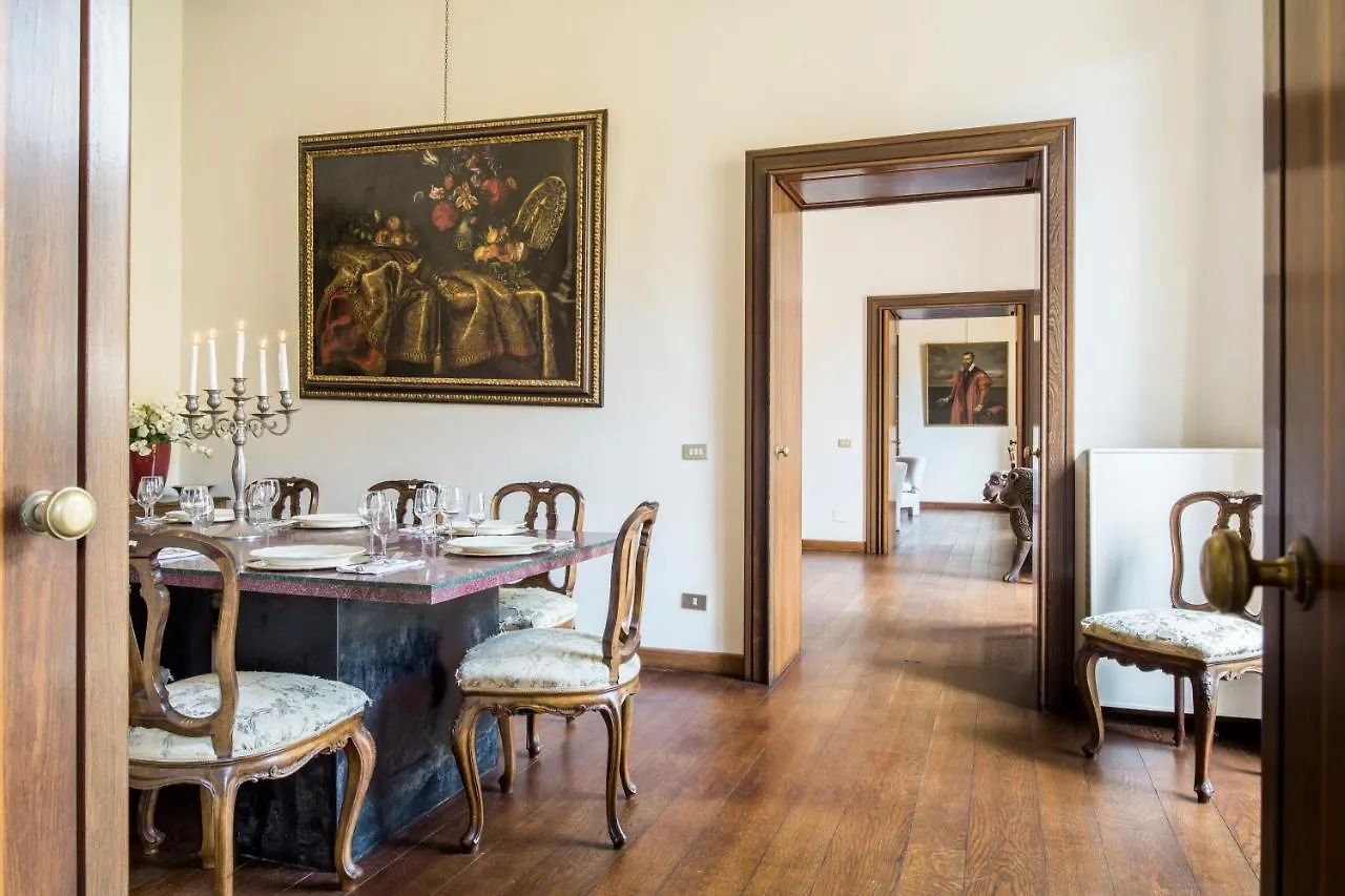 Palazzo Berardi: Renaissance Downtown Luxury Villa Rome