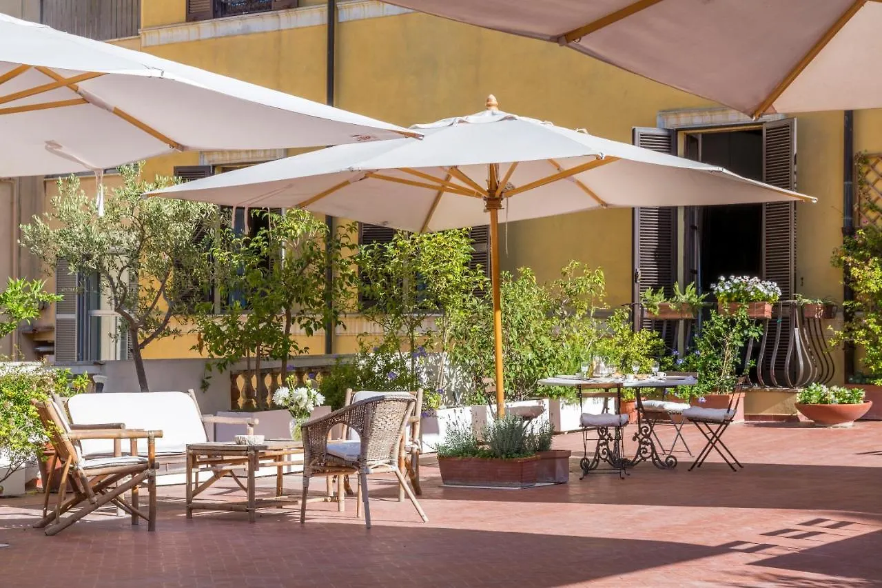 Palazzo Berardi: Renaissance Downtown Luxury Villa Rome