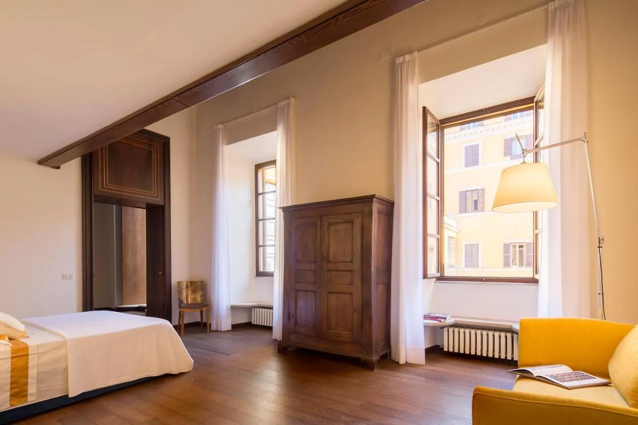 Palazzo Berardi: Renaissance Downtown Luxury Villa Rome