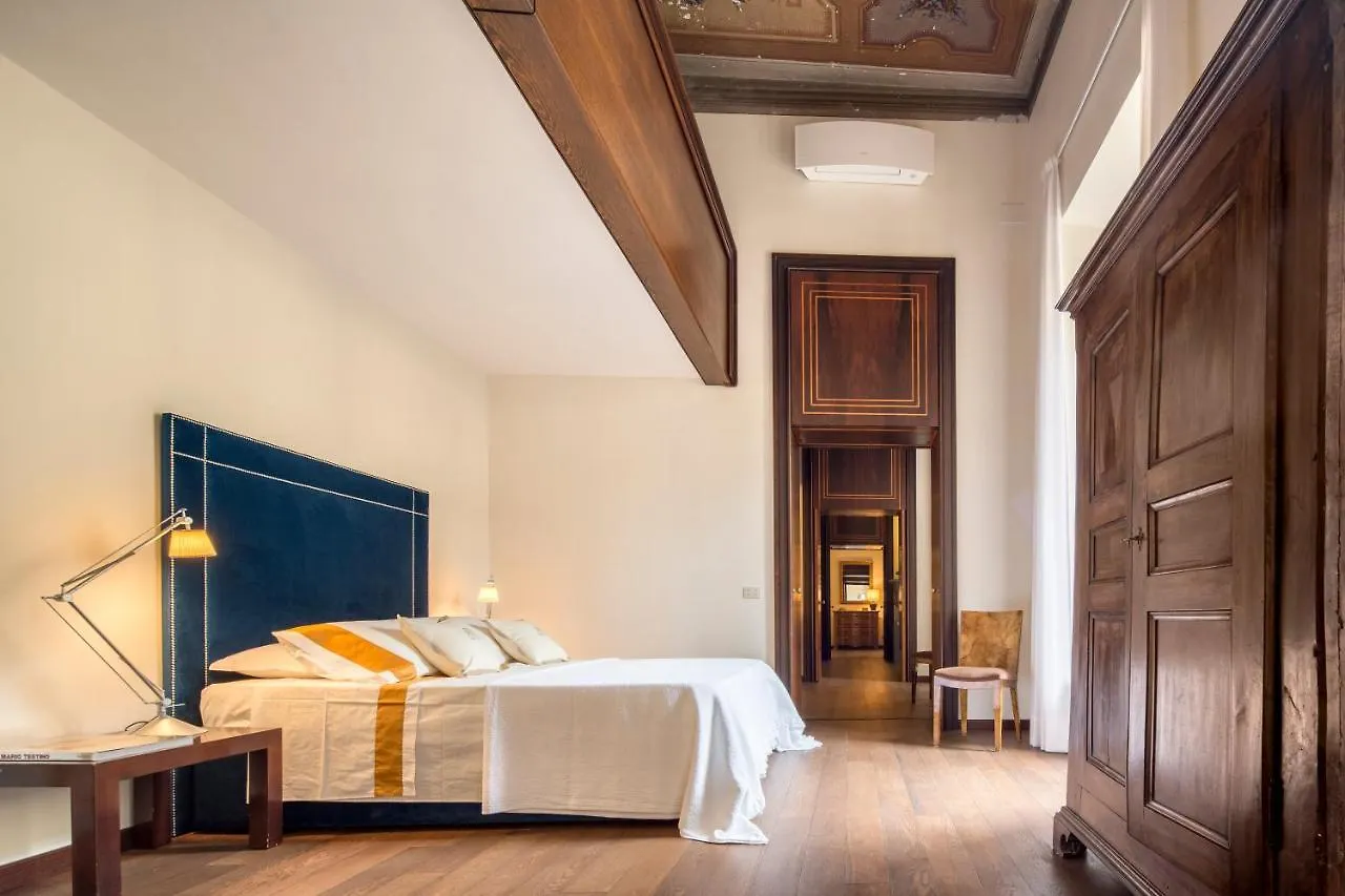 Palazzo Berardi: Renaissance Downtown Luxury Villa Rome 0*,