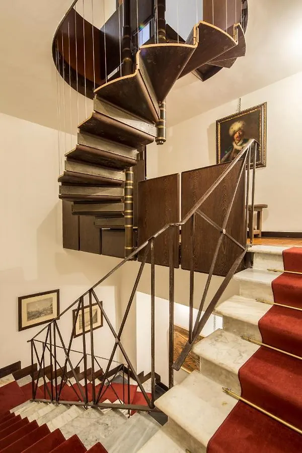 Palazzo Berardi: Renaissance Downtown Luxury Villa Rome